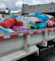 Parten hacia Venezuela 14 toneladas de donaciones recolectadas por Bogotá para ayudar a animales